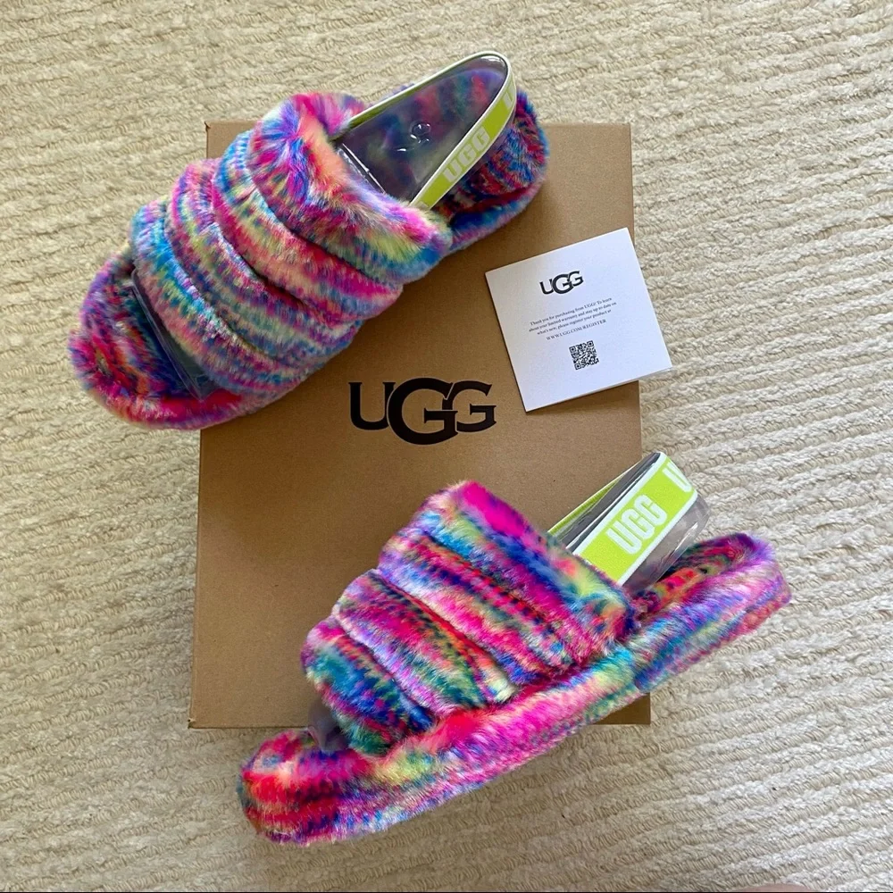 NWT Ugg Fluff Yeah Pixelate slippers